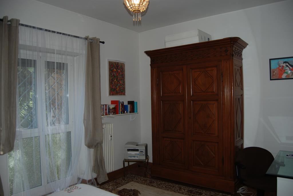 La Badia Del Cavaliere Panzió Róma Szoba fotó